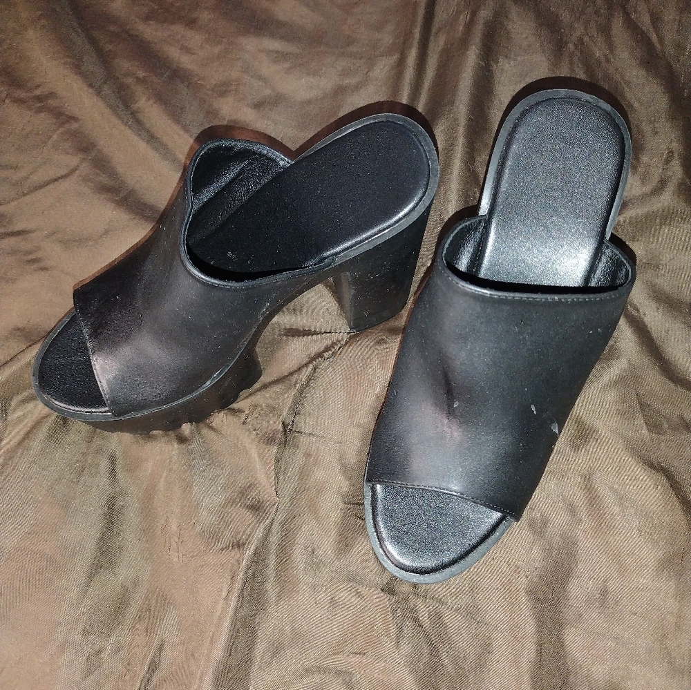 Black Women's Mules